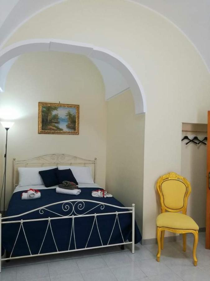 L 'Alcova Holidays Home Centro Storico Ceglie Messapica Zewnętrze zdjęcie
